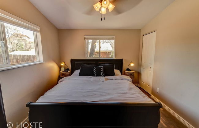 Mtn Dream! Fireplace, Patio & Hot Tub 4BR - Photo 7