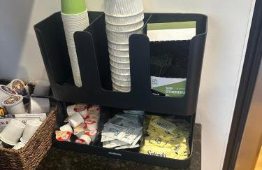 Spacious Coastal Retreat in Buzzards Bay, Quiet & Family-Friendly - Foto 32