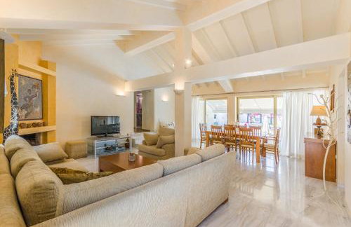 Villa Anna Maria - 3 Bedroom, Private Pool - Sleeps 8 - Photo 32