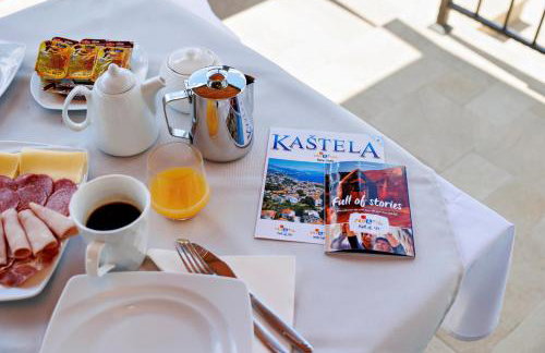 Elegant Holiday House 3D by the Sea with pool and included breakfast - Photo 16