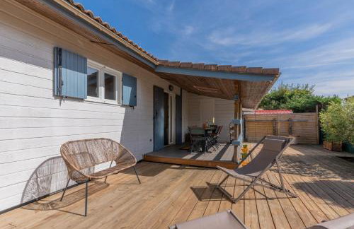 Capfun 5 stars 64 m with pool and terrace - Photo 13