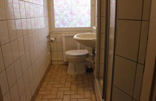 Bungalow 1 - 4-Raum-Wohnung mit Küche und 2 WC Duschen in Ohrdruf-Crawinkel - Photo 21