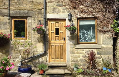 Bijou Cottage in Brontë Country with Wood-burning Stove & Hot Tub Spa - Foto 12