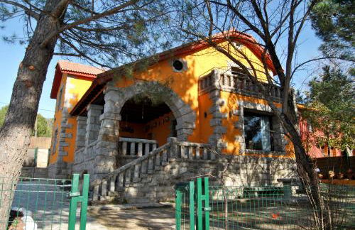 Casa Rural Mansion Adela con Piscina y Jacuzzi - Photo 9