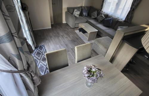 Jasmine Corner - entertainment passes included - message for longer stays - Foto 9