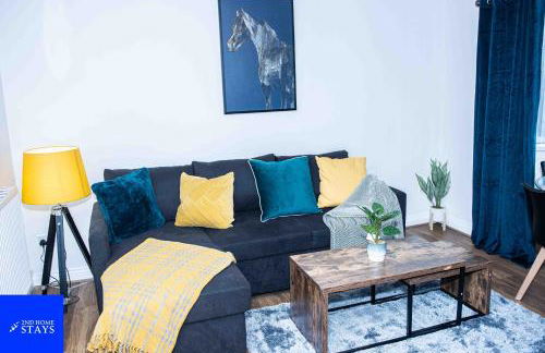 2ndHomeStays-Walsall- A Charming 3-Bed Home with Landscape View - Suitable for Contractors and Families -Large Parking for 3 Vans - Sleeps 7- 7 mins to J10 M6 and 21 mins to Birmingham - Foto 13