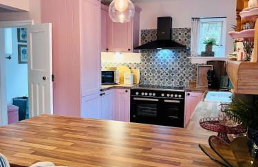 5 - Spacious Countryside House for Families & Groups - Photo 7