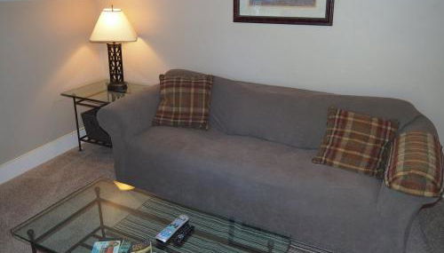 The Cute & Cozy - Upper Apt - Great Location! - Foto 3