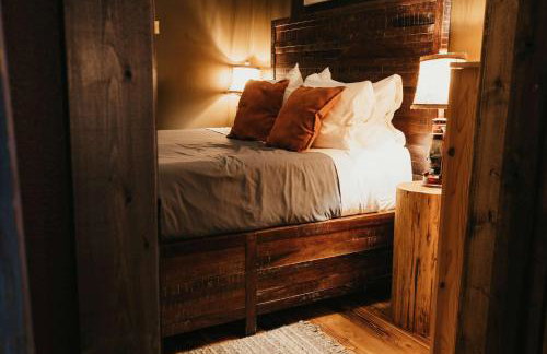 Rusty Bridge River Lodge - Hot tub - Fireplace - Firepit - Foto 4