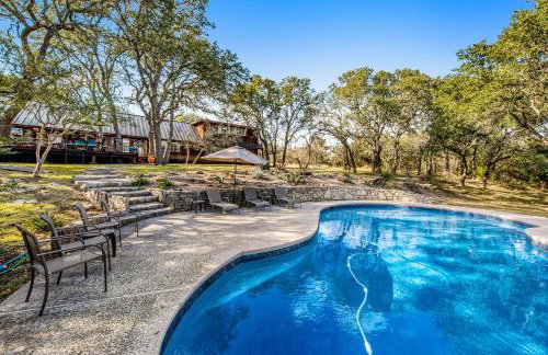 Hill country gem with private pool, deck, firepit, Ping-Pong, foosball, & WiFi - Photo 50