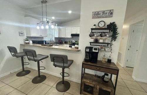 Tropical 3bed 2bath Lakeland Home on corner lot - Foto 40