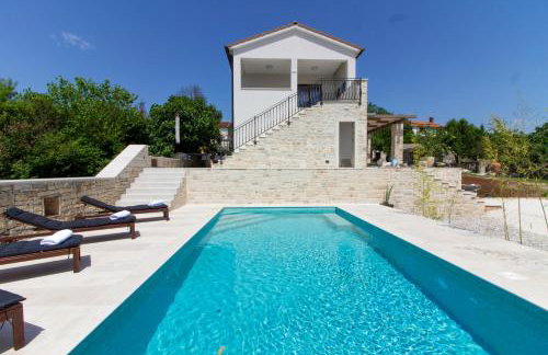 Beautiful villa Irma with private pool near Rovinj by WiiBuk - Foto 1