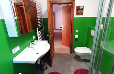 Zweizimmer-Wohnung mit Parkgarage - Foto 10