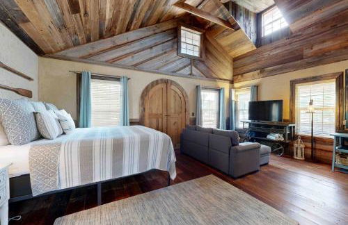Charming Garage Apartment Near Restaurants, Bars and Historic Downtown - Foto 6