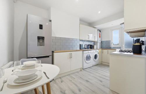 Central Apartment - 16 Mins to London - Foto 20