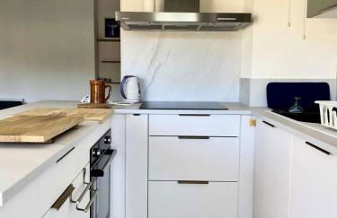 Résidence Les Oyats - T3 rénové 55m², balcon sud & parking – Centre-ville MAE-9734 - Foto 5