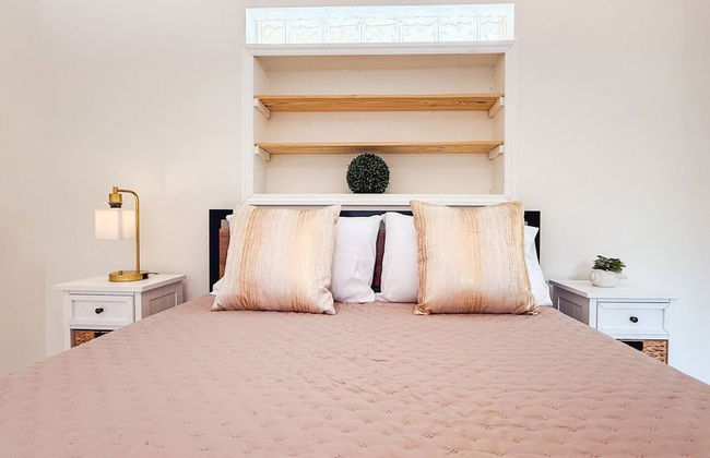 Waterfront Florida Vibes and Views - King Bed - Foto 24