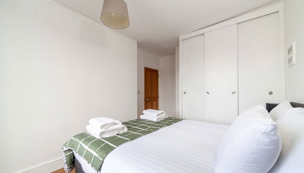 Charming Apartment in the Heart of Kennington - Foto 2, Habitación