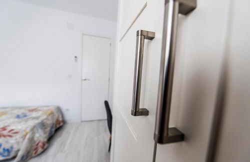 Encantador apartamento en Barajas by beBalmy - Foto 4