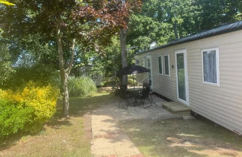 The Squirrel's Nest Stylish Modern Caravan Stay - Foto 20