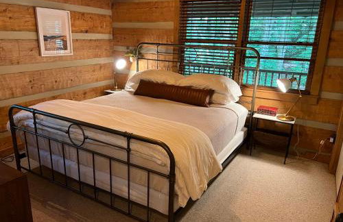 Creekside Cabin - Seven Devils,NC - Pet-Friendly, Close to Skiing & Hiking, and the Apline Coaster! - Foto 24