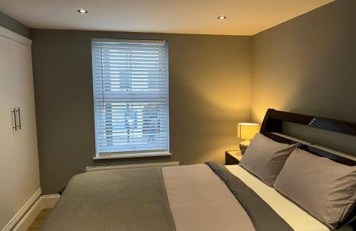 Lovely 1 bedroom flat High Barnet 3 mins away - Photo 2