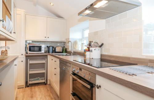 Garden Cottage - Photo 7