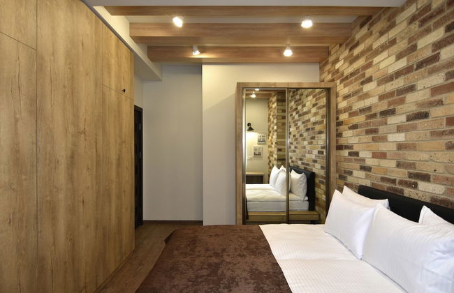 Gallery Apartments C - Photo 2