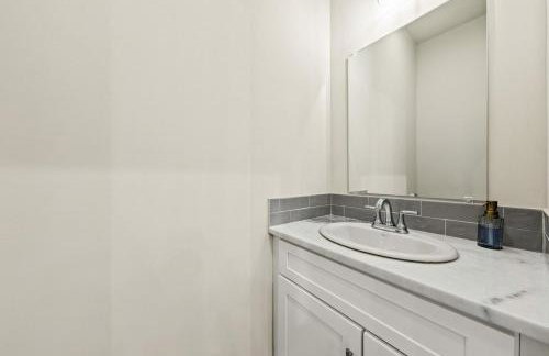 NEW Willow House KING Garage Sports Complex - Foto 3