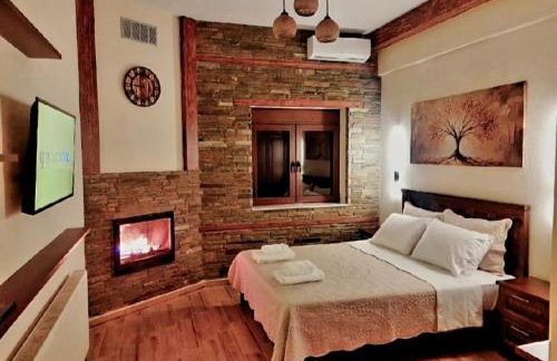 Petroula Suites Pozar - Photo 42