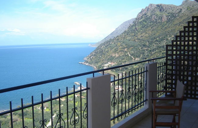 Seaview Studio, 3 Pers Panoramic Seaview in Beautiful Setting, West From Chania - Foto 14