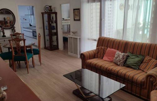 MUY CÉNTRICO, A 8 MIN DEL AVE ANDANDO, REFORMADO. - Foto 3