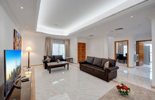 J5 Four Bedroom Villa in Mirdif - Photo 6