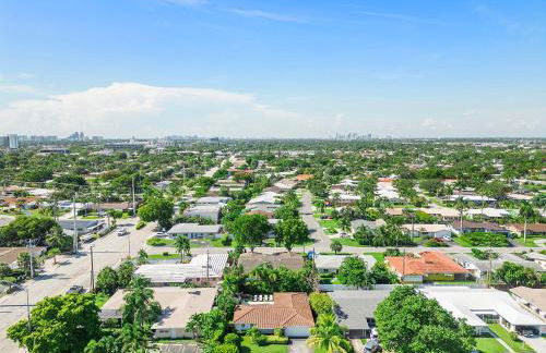 Charming Coral Ridge 2BR 2BA Near Beach plus Pool - Foto 80