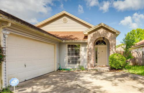 Jacksonville Family Home Near Shopping and Dining! - Photo 24