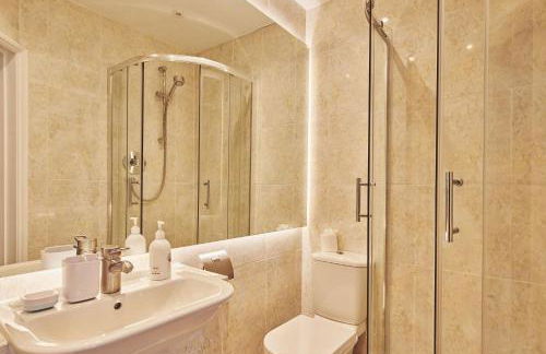 Coastal Manor Retreat - Foto 29