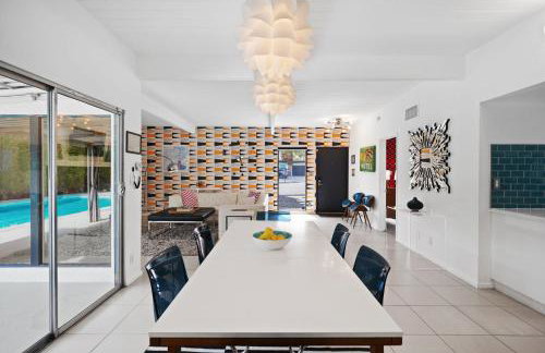 The Pink Lights Private Pool Club by Navigate Stays - Foto 12