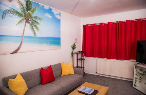 Lucky Home - Ideal for Trade, Consultants & Family - Near Alton Towers, 3 Bedrooms - 4 Beds - Max 5 Guests - Foto 17