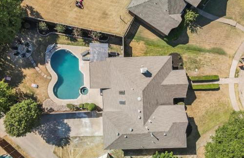 Modern Rustic Oasis Games Cinema UTD Plano Frisco - Photo 51