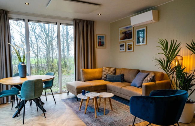 Pavilion 4 - Photo 4