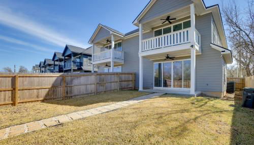 Walk to Restaurants Modern Escape Near Kyle Field - Photo 4