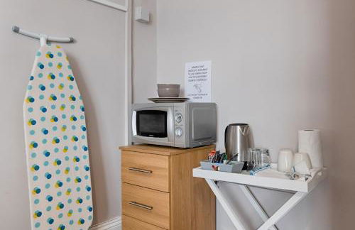 Double Room - Kitchen - Parking - Near Shops - Foto 12