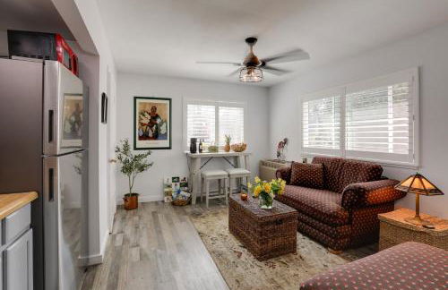 Hot Tub and Grill Pet-Friendly Apt, Walk to Midtown - Foto 1