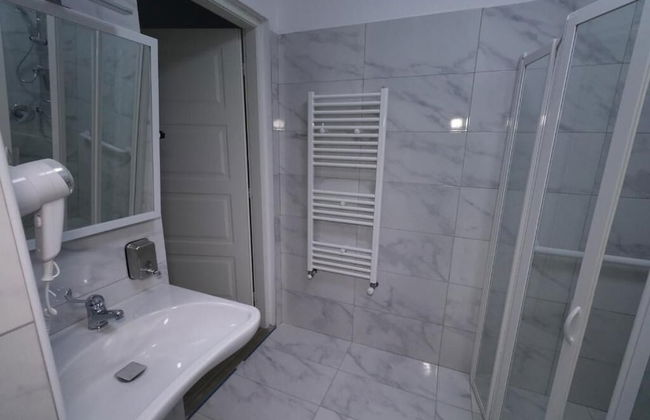 affittacamere i due leoni - Photo 14