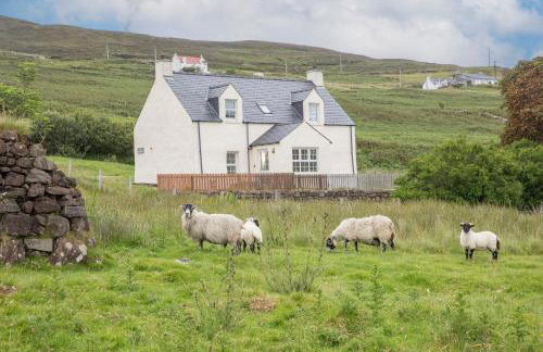 Charming Isle of Skye Holiday Cottage, Glendale - Foto 1
