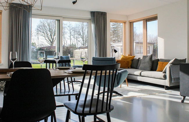 Villa With Large Garden in a Holiday Park - Foto 14