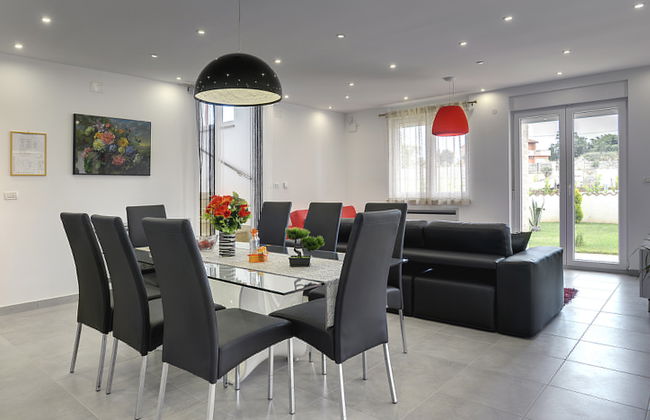 Modern Holiday Home With Pool in Bratulici - Foto 6