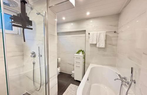 Panorama-Suite mit Kamin & Balkon, Ruhe, Weitblick & Natur im Schwarzwald - Foto 5