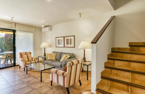 Family villa in Torremirona Resort - Foto 4