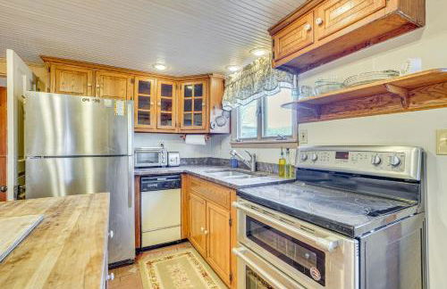 Rural and Historic Detour Escape with Horses On-Site! - Foto 8